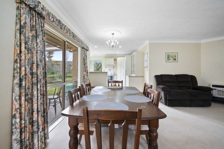 Photo of property in 8 Shakespeare Way, Kelvin Grove, Palmerston North, 4414