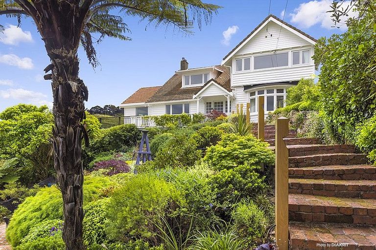 Photo of property in 31 Upper Watt Street, Wadestown, Wellington, 6012