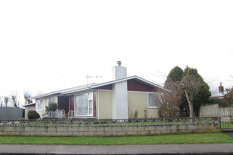 Photo of property in 12 Deal Crescent, Flaxmere, Hastings, 4120