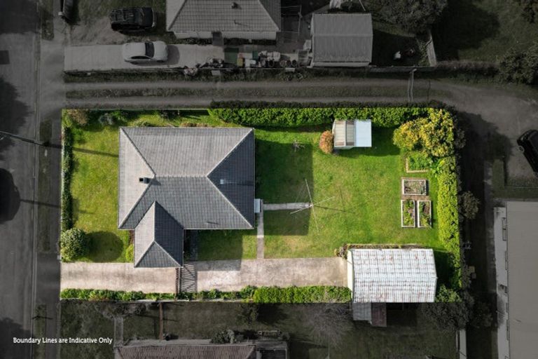 Photo of property in 4 Denz Street, Maeroa, Hamilton, 3200