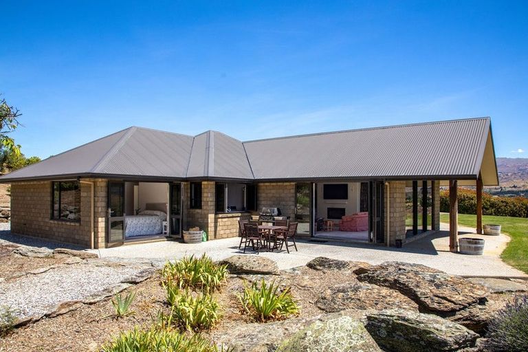 Photo of property in 27 Old Golf Course Road, Bridge Hill, Alexandra, 9320