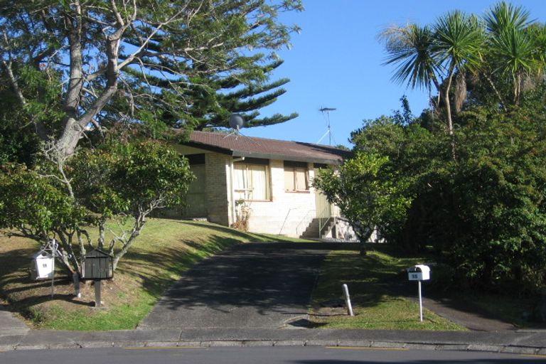 Photo of property in 15 Havenwood Place, Birkenhead, Auckland, 0626