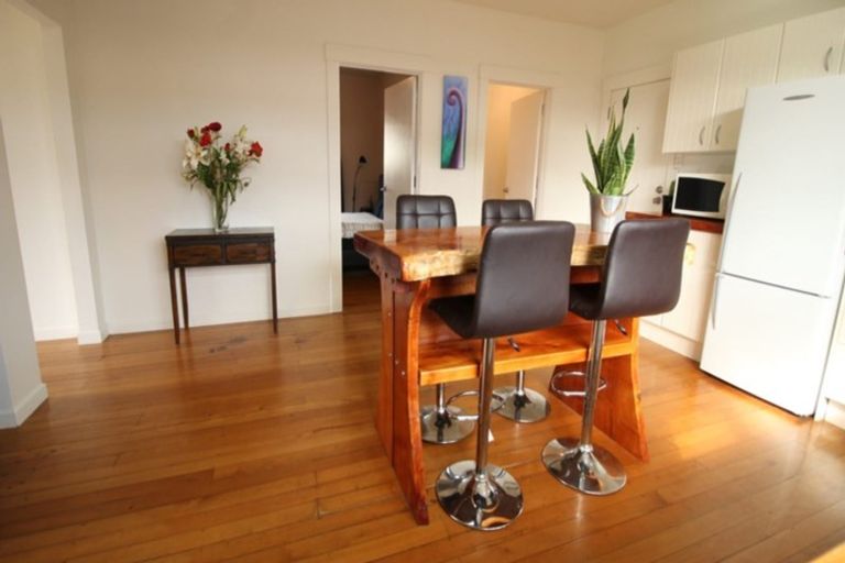 Photo of property in 5 Julian Road, Warea, New Plymouth, 4381