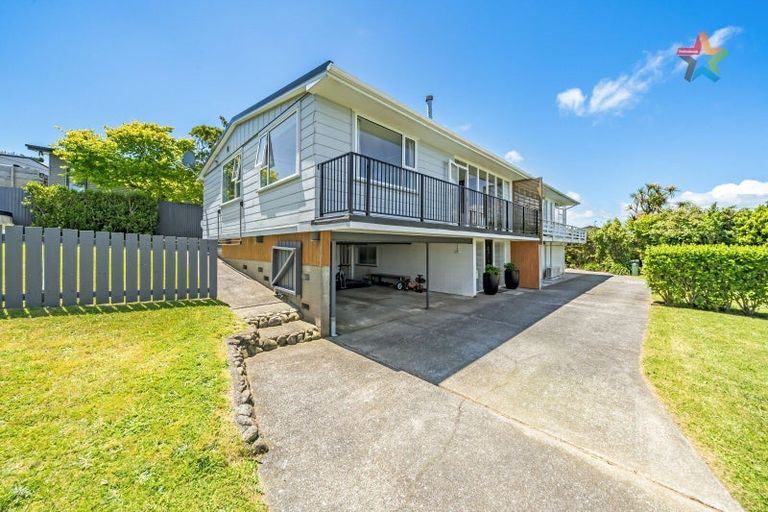 Photo of property in 267b Dowse Drive, Maungaraki, Lower Hutt, 5010