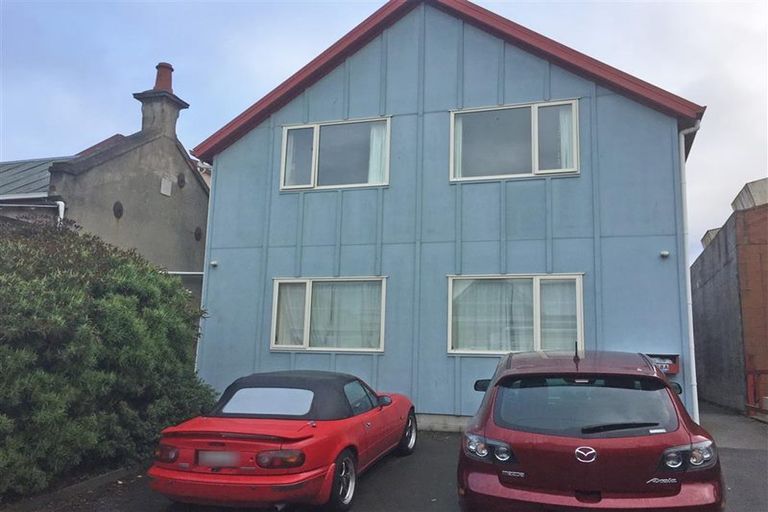 Photo of property in 28 Hyde Street, North Dunedin, Dunedin, 9016
