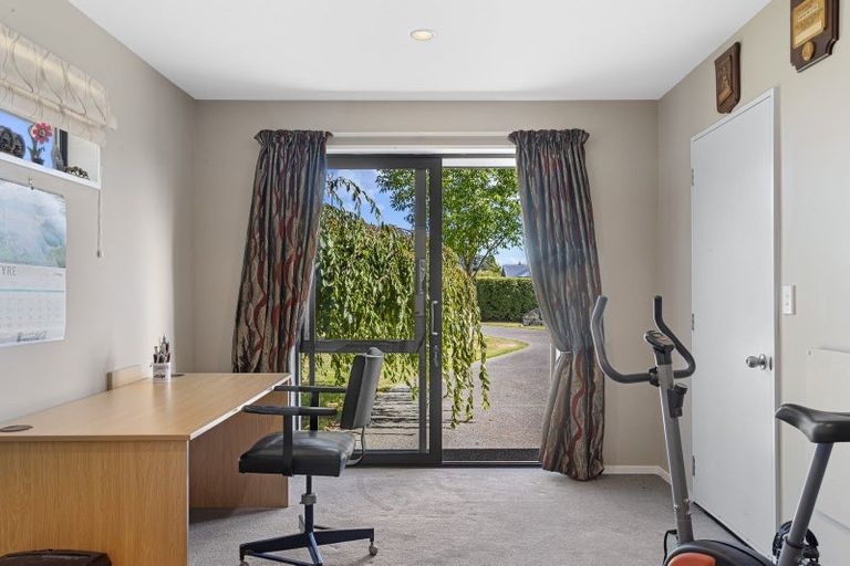 Photo of property in 11 Crawford Close, Amberley, 7410