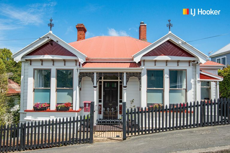 Photo of property in 5 Mosgiel Street, Mornington, Dunedin, 9011