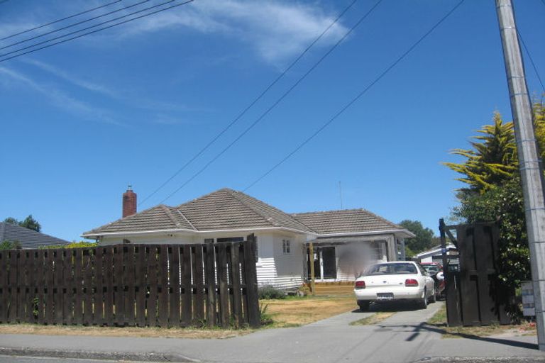 Photo of property in 8 Cossar Street, Burwood, Christchurch, 8083