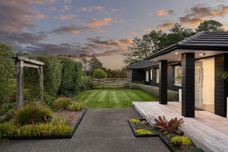 Photo of property in 583 State Highway 16, Kumeu, 0891