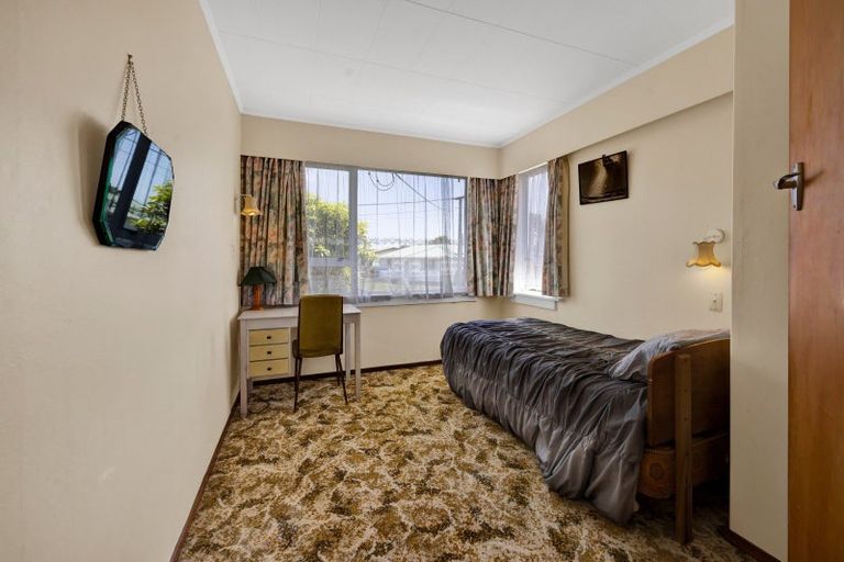 Photo of property in 2a Clifford Street, Hawera, 4610