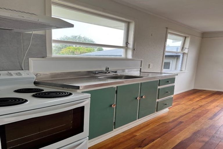 Photo of property in 97 Sherwood Street, Bellevue, Tauranga, 3110