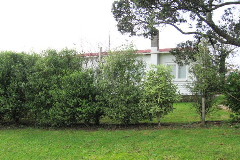 Photo of property in 1 Rame Road, Greenhithe, Auckland, 0632