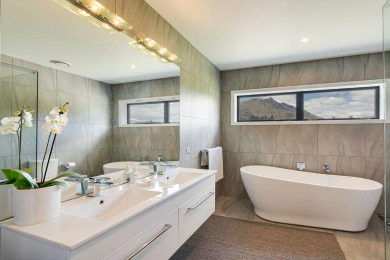 Photo of property in 221 Lower Shotover Road, Speargrass Flat, Queenstown, 9371