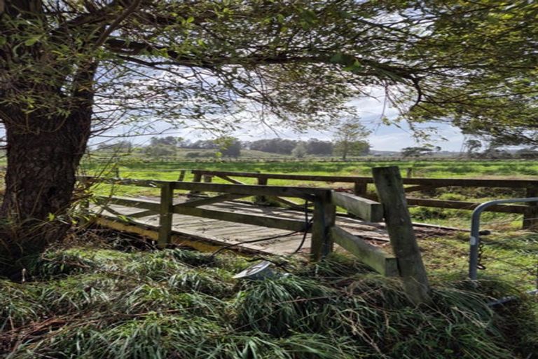 Photo of property in 50b Painua Road, Hokio Beach, Levin, 5571