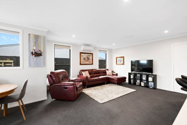 Photo of property in 20 Pragma Rise, Rototuna North, Hamilton, 3210