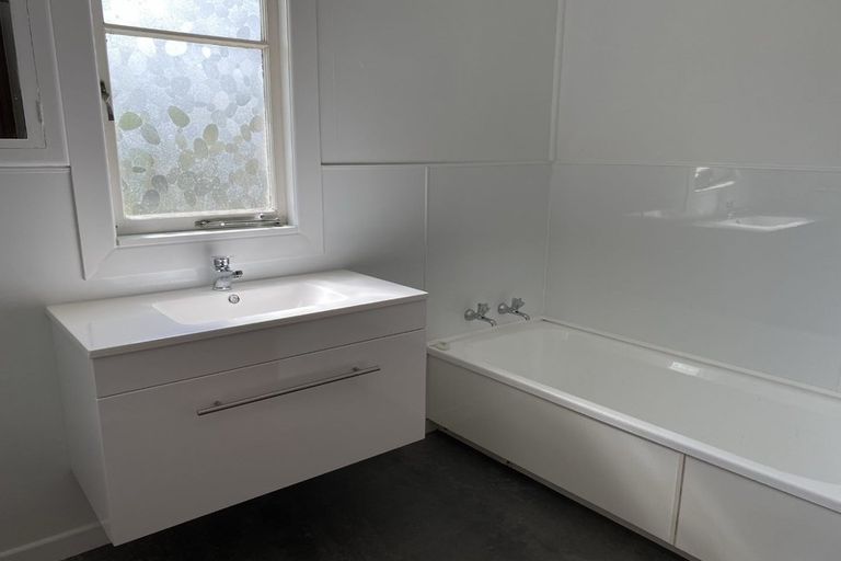 Photo of property in 84 Cairnfield Road, Otangarei, Whangarei, 0112