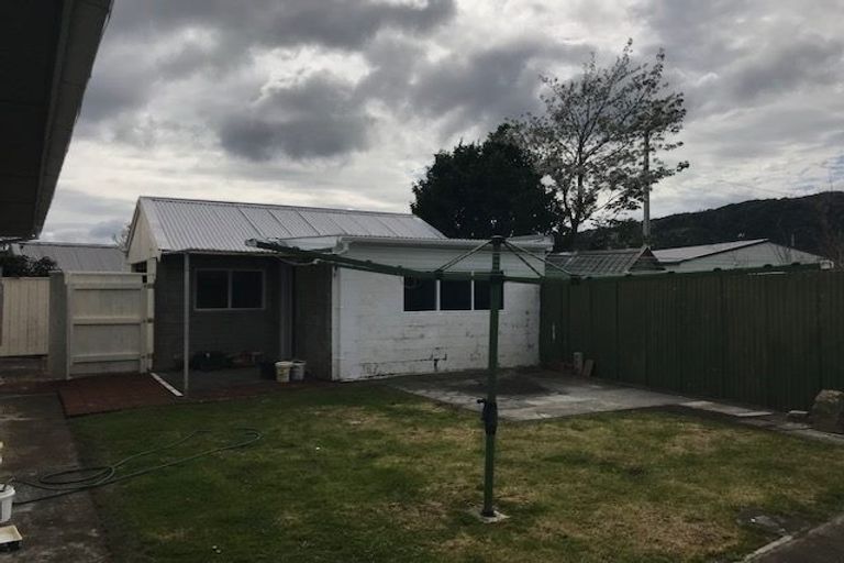 Photo of property in 254 Taita Drive, Taita, Lower Hutt, 5011