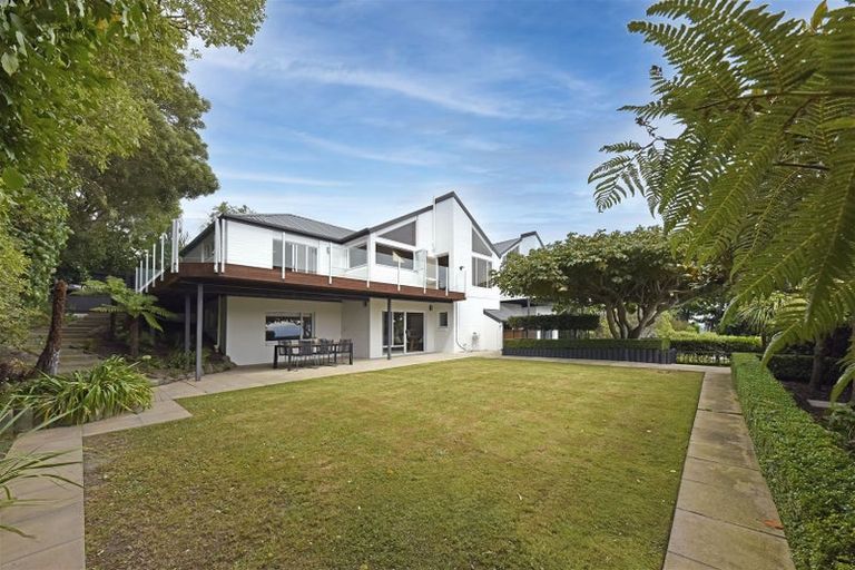 Photo of property in 134a Hackthorne Road, Cashmere, Christchurch, 8022