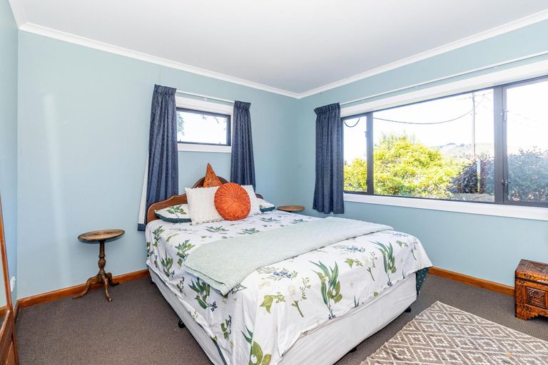 Photo of property in 3 Price Street, Waimate, 7924