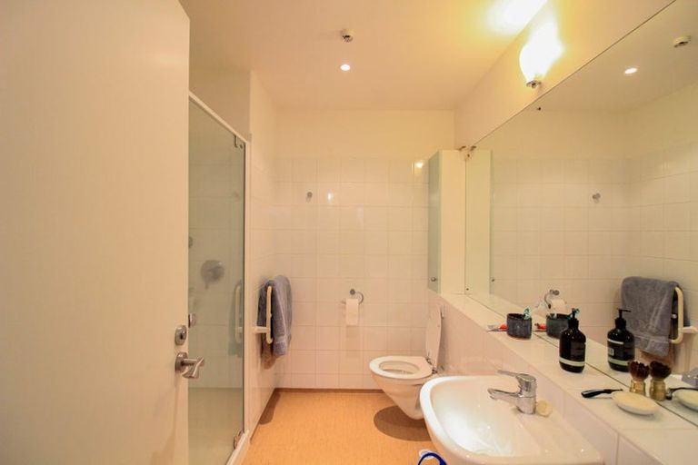 Photo of property in Kelvin House, 4b/16 The Terrace, Wellington Central, Wellington, 6011