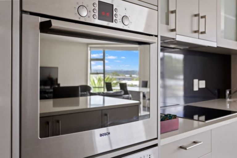 Photo of property in 1/8a The Esplanade, Whitianga, 3510