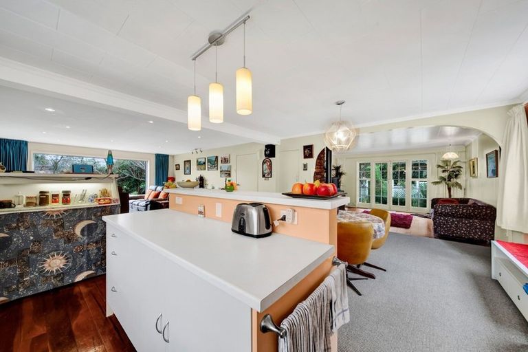 Photo of property in 67 Broadway, Waitara, 4320