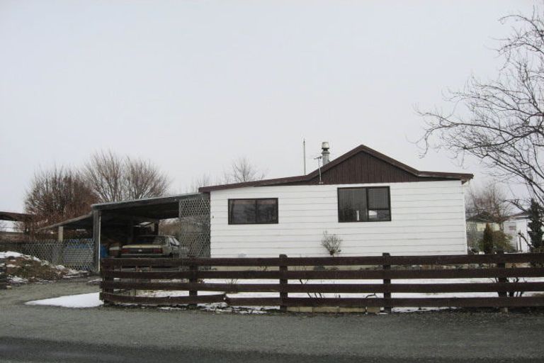 Photo of property in 8 Hallewell Road, Twizel, 7901