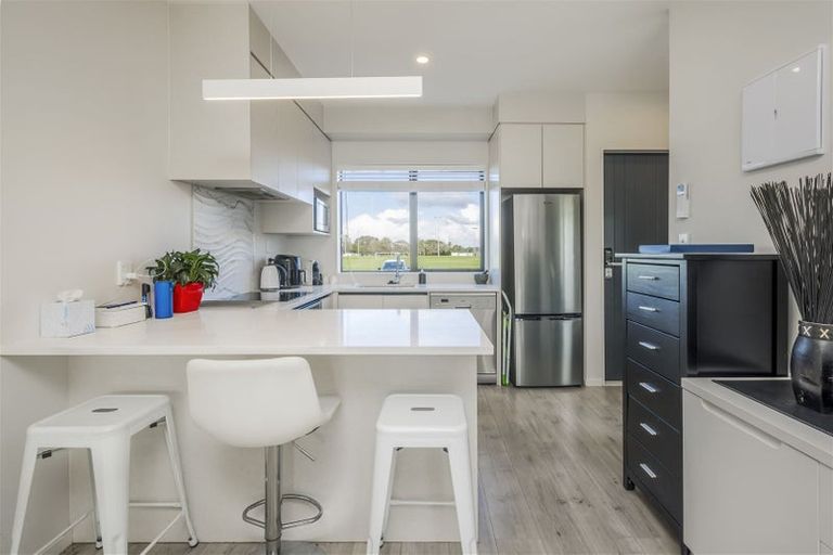 Photo of property in 87 Te Aparangi Road, Papakura, 2110