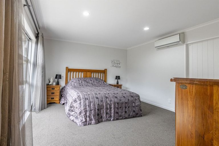 Photo of property in 7a Awatea Terrace, Hokowhitu, Palmerston North, 4410
