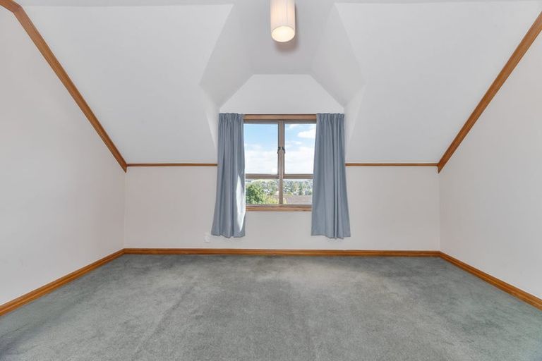 Photo of property in 80 Highland Park Drive, Highland Park, Auckland, 2010