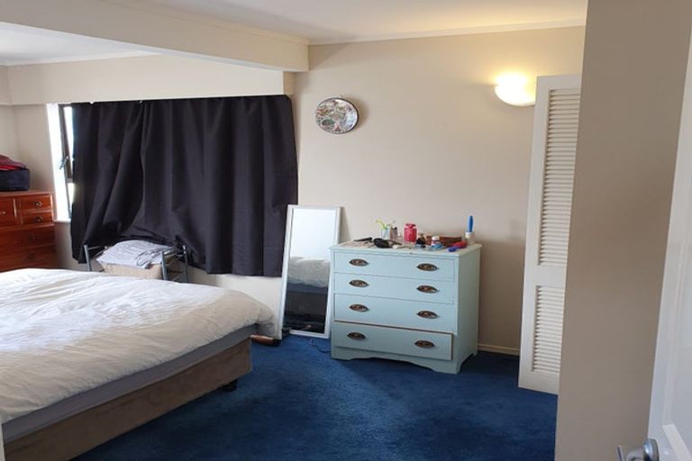 Photo of property in 81 View Road, Houghton Bay, Wellington, 6023