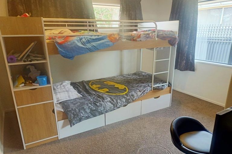 Photo of property in 2/48 Sabina Street, Shirley, Christchurch, 8013