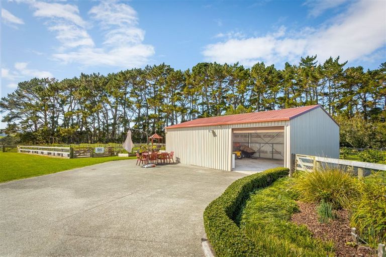 Photo of property in 135c Hutchinson Road, Helensville, 0875