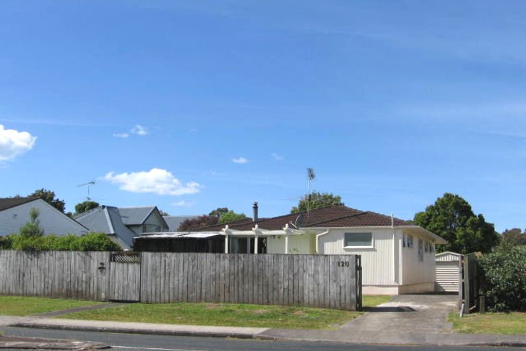 Photo of property in 120 Sycamore Drive, Sunnynook, Auckland, 0620