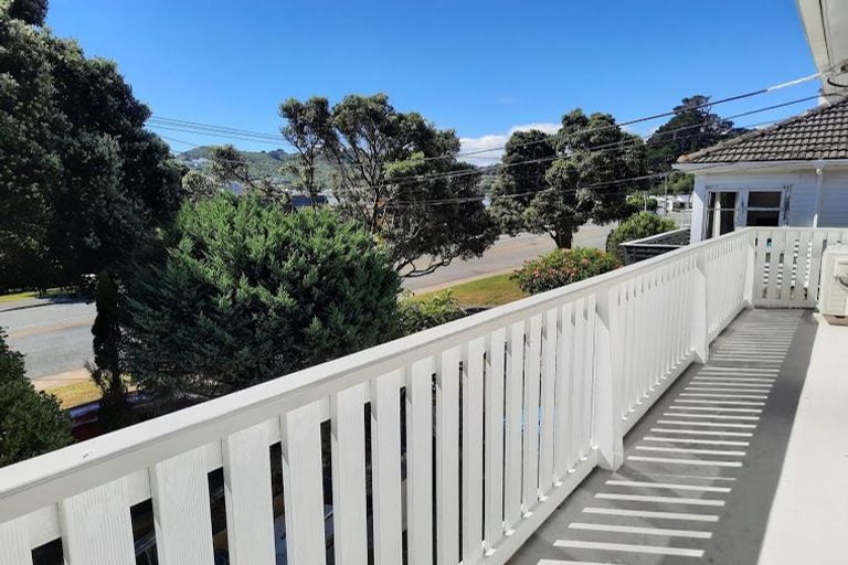 Photo of property in 76 Para Street, Miramar, Wellington, 6022