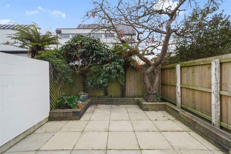 Photo of property in 8/30 Clissold Street, Merivale, Christchurch, 8014