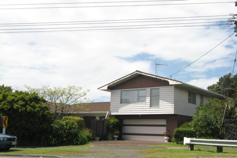 Photo of property in 831 Whangaparaoa Road, Manly, Whangaparaoa, 0930