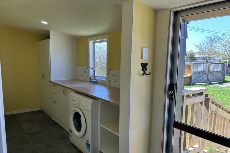 Photo of property in 1 Sedcole Street, Pahiatua, 4910