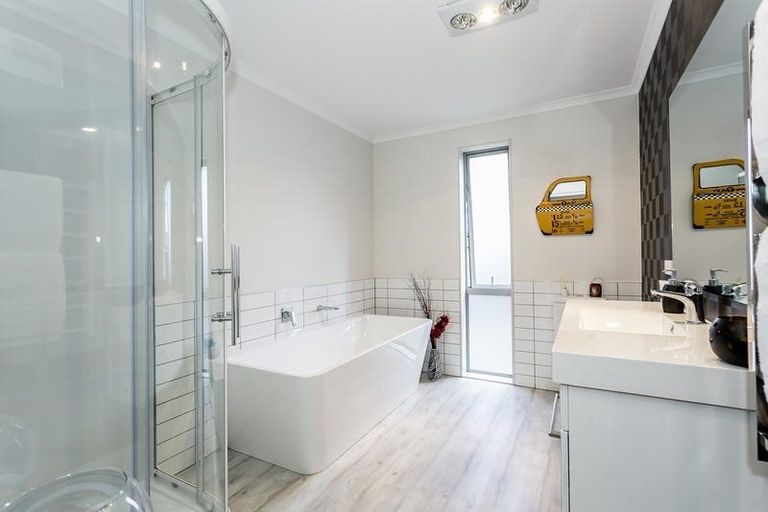 Photo of property in 18 Lancaster Lane, Waldronville, Dunedin, 9018