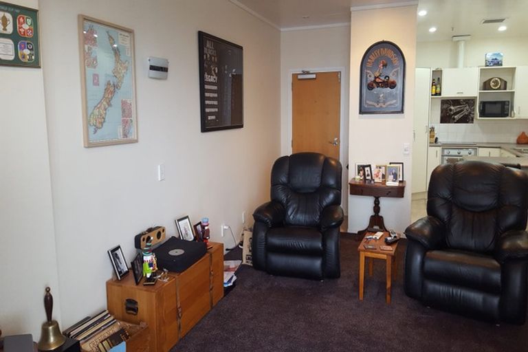 Photo of property in Maddison Apartments, 3/6a Queen Street, Palmerston North, 4410