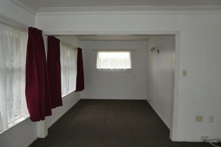 Photo of property in 56 Regent Street, Papatoetoe, Auckland, 2025