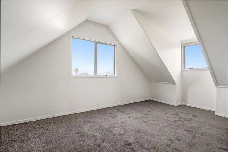 Photo of property in 1/24 Solveig Place, Randwick Park, Auckland, 2105