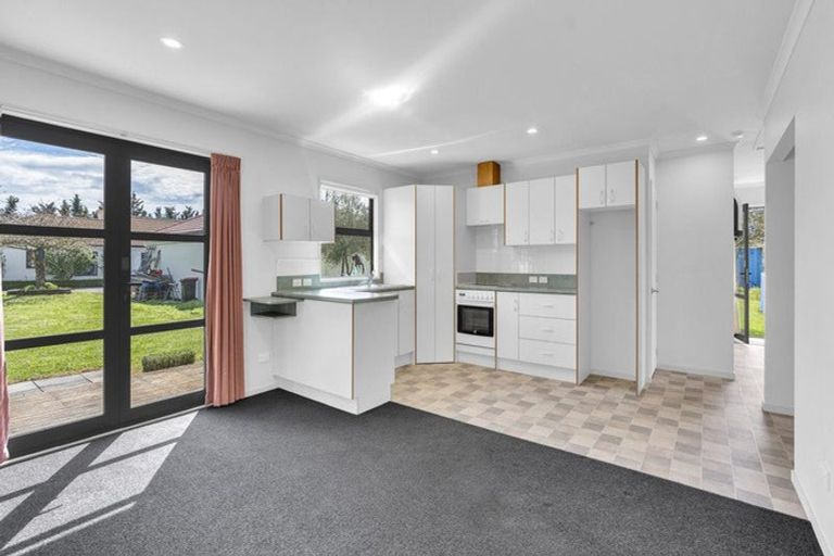 Photo of property in 38 Sillano Place, Ohoka, Kaiapoi, 7692