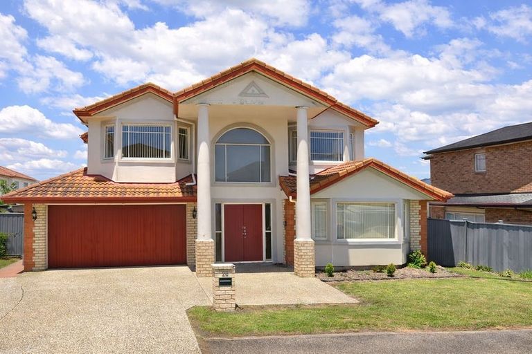 Photo of property in 22 Kestev Drive, Flat Bush, Auckland, 2016