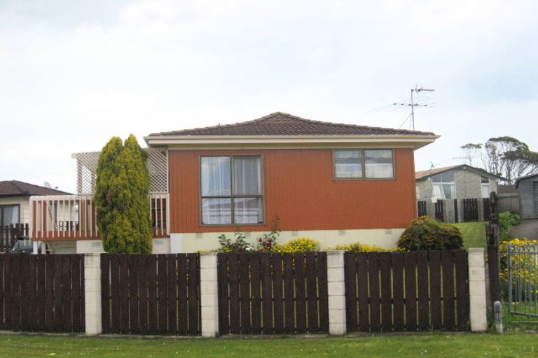 Photo of property in 6 Hoturoa Place, Manurewa, Auckland, 2102