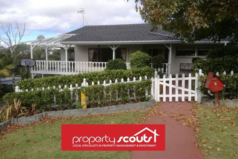 Photo of property in 9 Homewood Place, Chatswood, Auckland, 0626