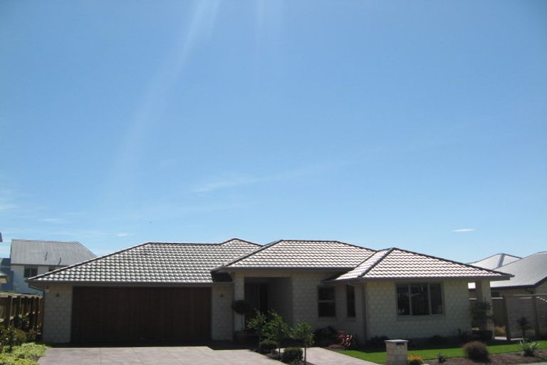 Photo of property in 3 Holbrook Way, Westmorland, Christchurch, 8025