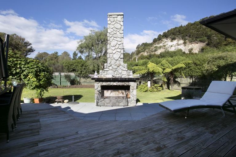 Photo of property in 29 Rereahu Avenue, Hatepe, Turangi, 3382