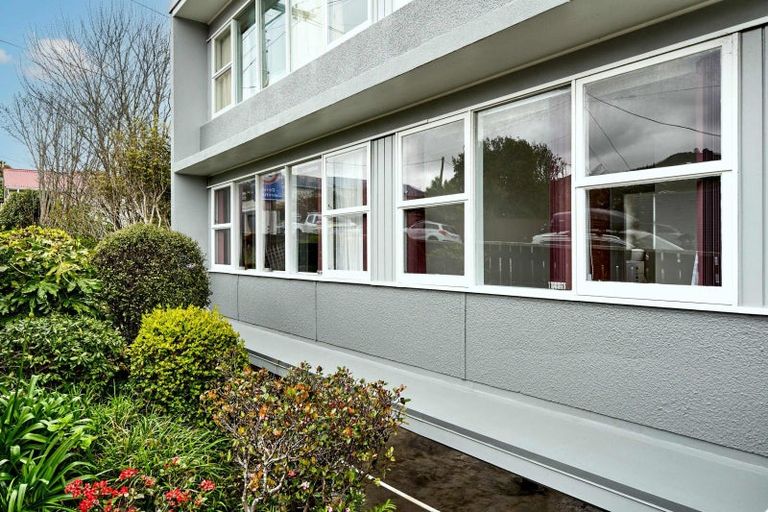 Photo of property in 229 Karori Road, Karori, Wellington, 6012