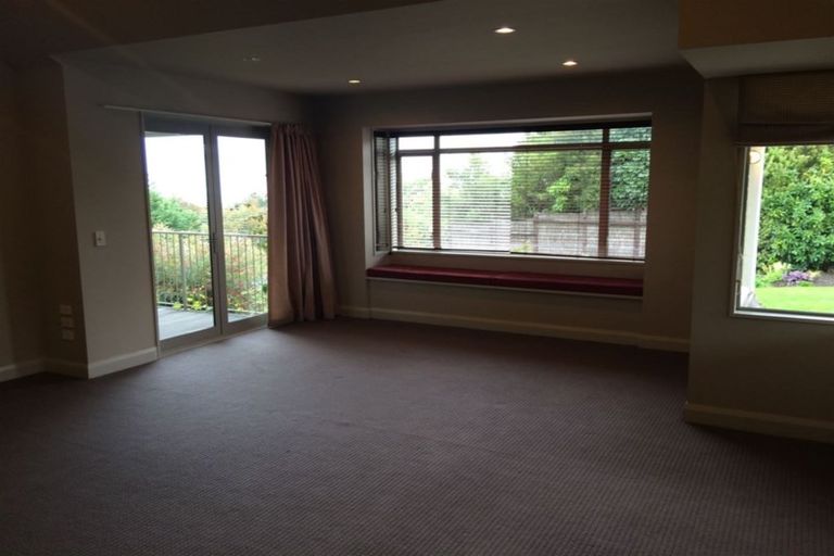 Photo of property in 4 Watlings Place, Kennedys Bush, Christchurch, 8025